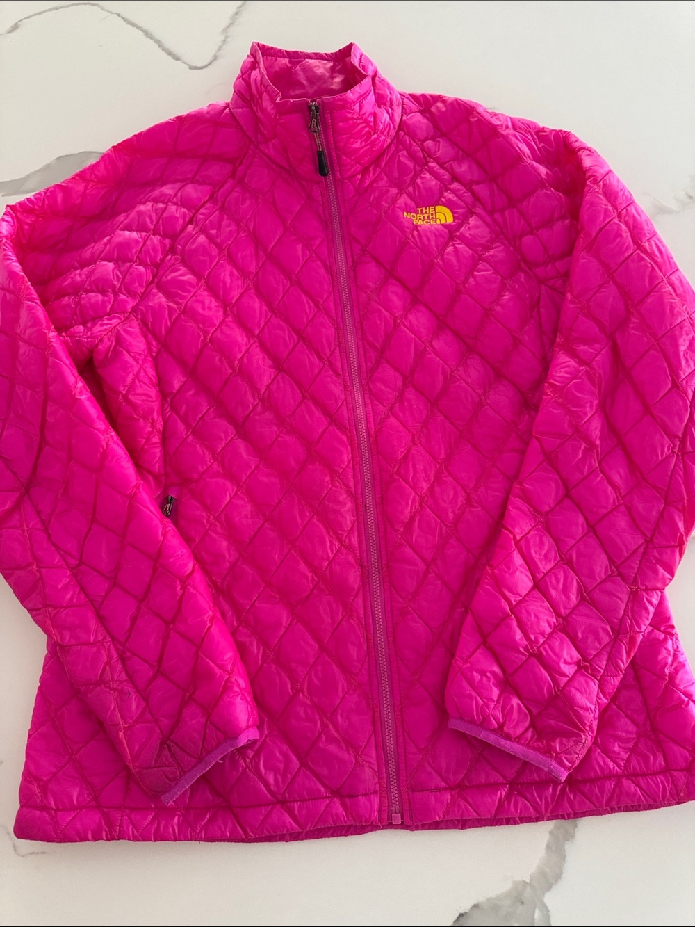 The North Face Women’s Hot Pink Quilted Puffer Jacket 🩷🩷🩷